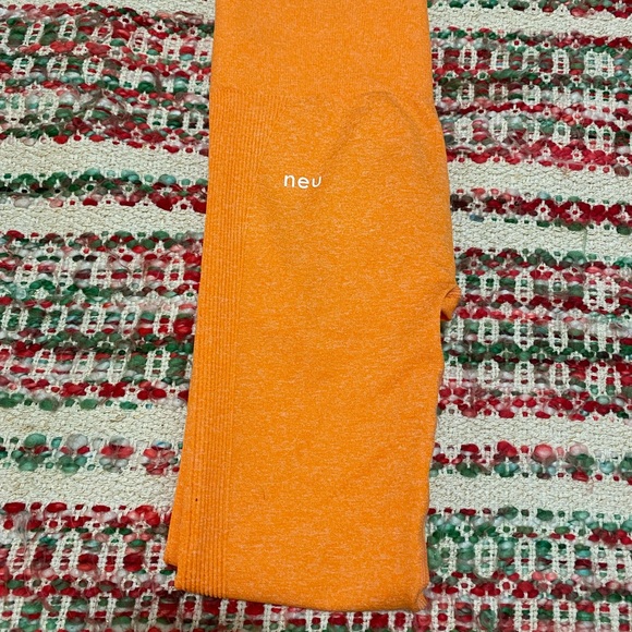 Neu Apparel Leggings in Apricot - Picture 4 of 4